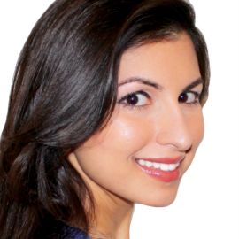 Kavita Shukla Headshot