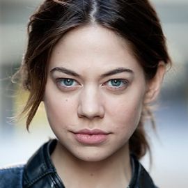 Analeigh Tipton Headshot