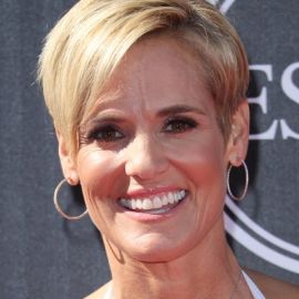 Dara Torres Headshot